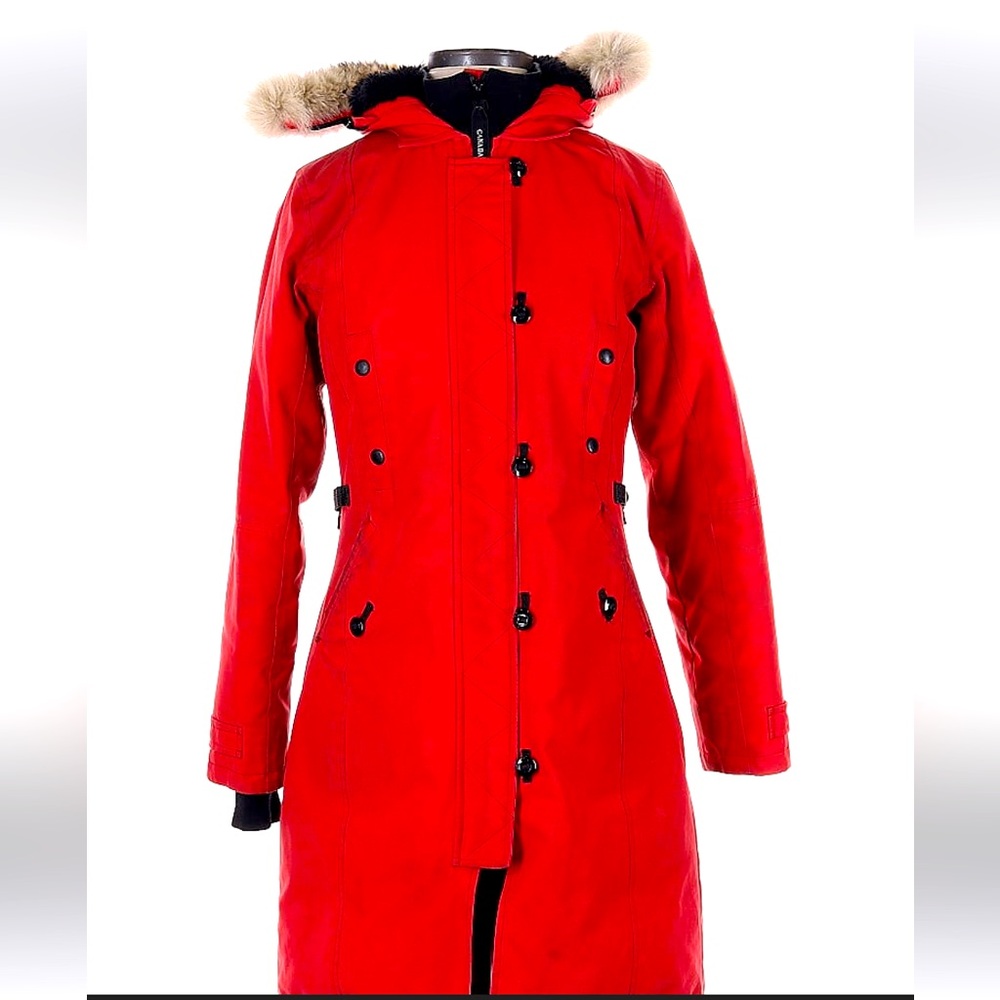 CANADA GOOSE Red Women's Kensington Parka Winter Coat with Fur Hood